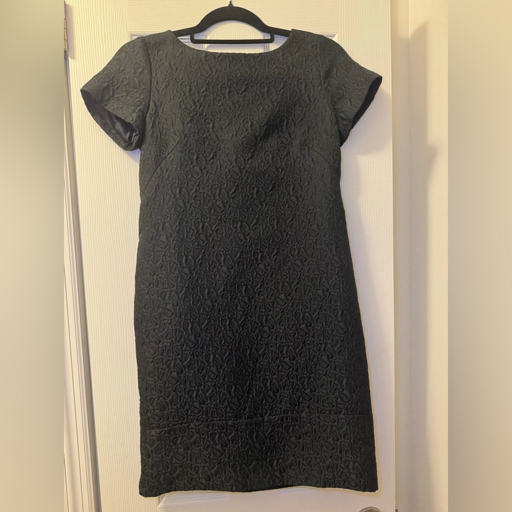 'S MaxMara Modern Brocade Jacquard Shift Little Black Dress with Sleeves Size 4